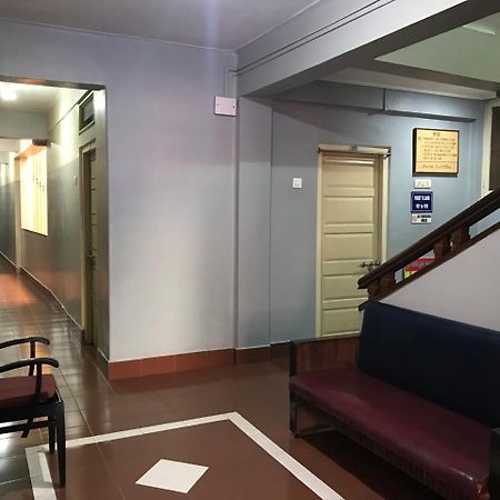 Hotel Satkar Cafeteria Belgaum Extérieur photo