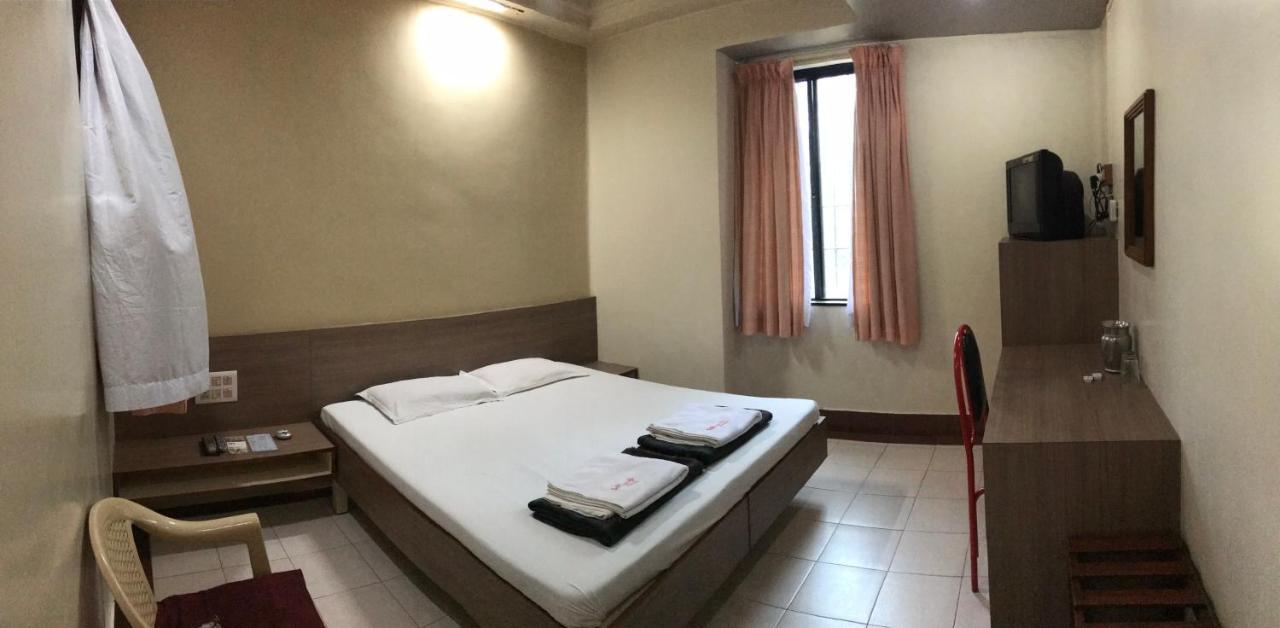 Hotel Satkar Cafeteria Belgaum Extérieur photo
