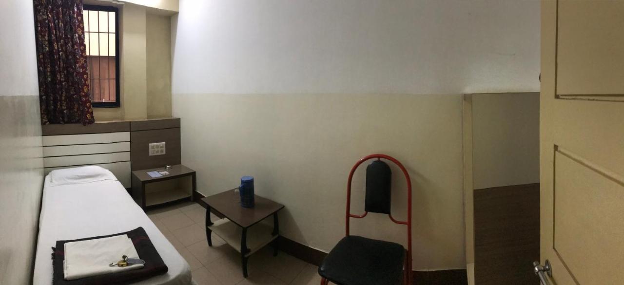 Hotel Satkar Cafeteria Belgaum Extérieur photo