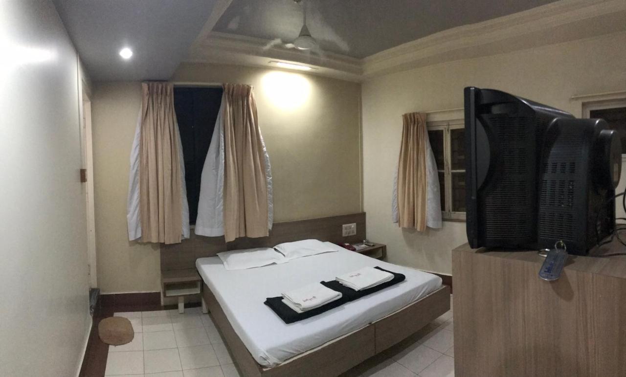 Hotel Satkar Cafeteria Belgaum Extérieur photo
