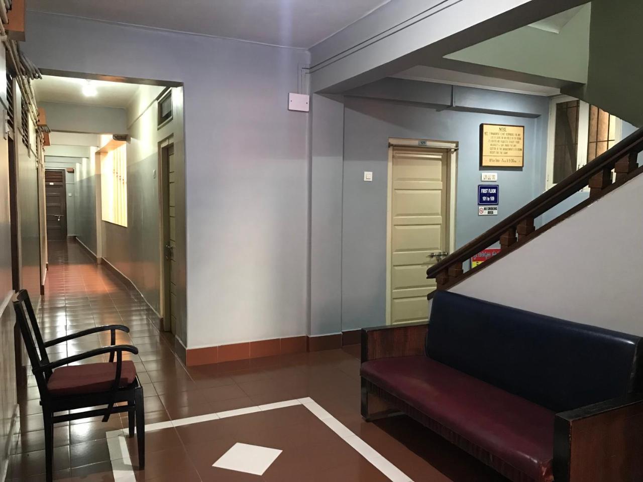 Hotel Satkar Cafeteria Belgaum Extérieur photo