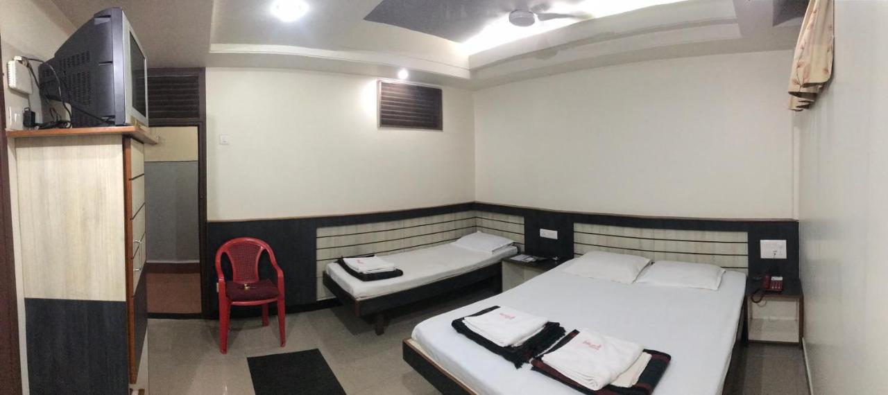 Hotel Satkar Cafeteria Belgaum Extérieur photo